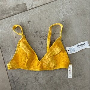 Seea Bobby Bikini Top - Nectar size Small (S)🤩🌞💛 MWT